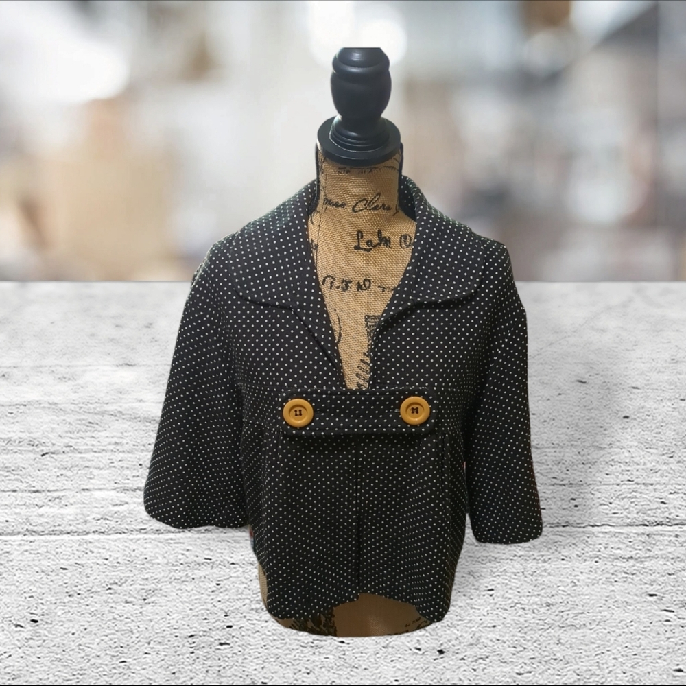 Karlie cropped jacket size L